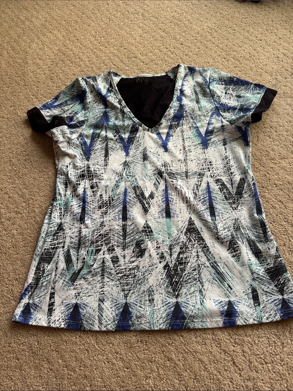 EleVen by Venus Williams Blue, Black & White V-Neck Short Sleeve Top